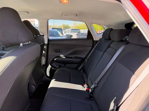 Used 2025 Hyundai Kona SEL AWD/4WD image 6