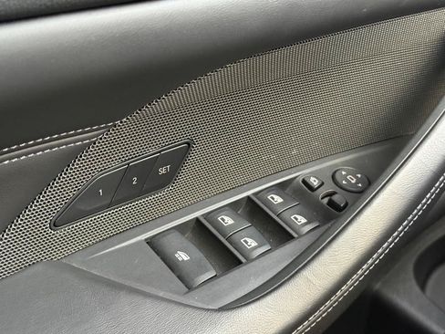 Used 2022 BMW M4 xDrive Competition AWD/4WD image 23