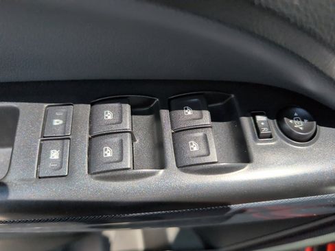 Used 2019 Chevrolet Colorado Z71 image 16