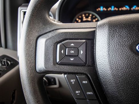 Used 2015 Ford F150 XLT w/ Trailer Tow Package RWD image 31