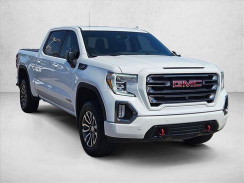 Used 2021 GMC Sierra 1500 AT4 w/ AT4 Value Package AWD/4WD image 3