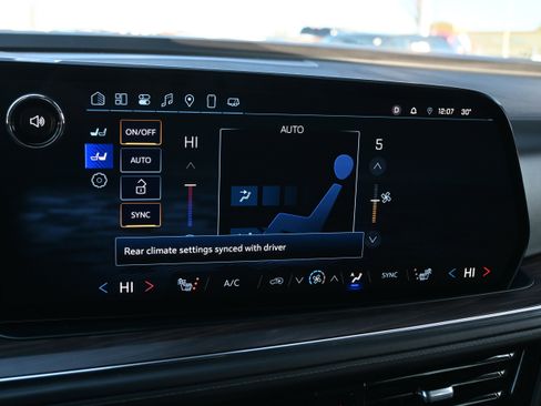 Certified 2025 Chevrolet Tahoe Z71 image 23