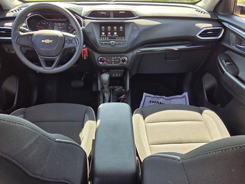 Used 2023 Chevrolet TrailBlazer LS FWD image 6