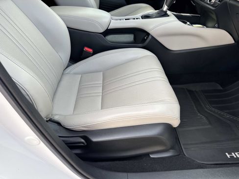Used 2023 Honda HR-V EX-L image 11