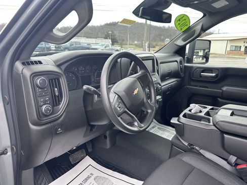 Used 2024 Chevrolet Silverado 2500 Custom w/ Custom Value Package image 14
