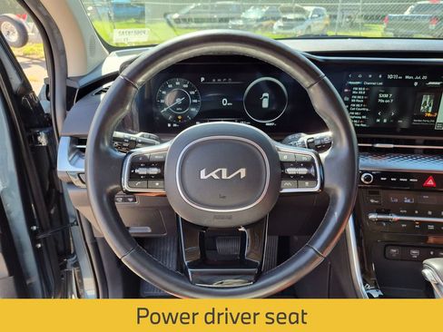 Used 2024 Kia Carnival SX Prestige FWD image 15
