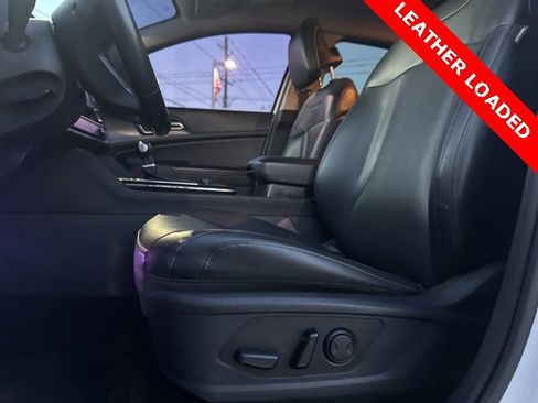 Used 2023 Kia Sportage EX image 16