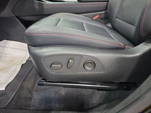 Used 2025 Chevrolet Traverse Z71 w/ Enhanced Driving Package AWD/4WD image 21