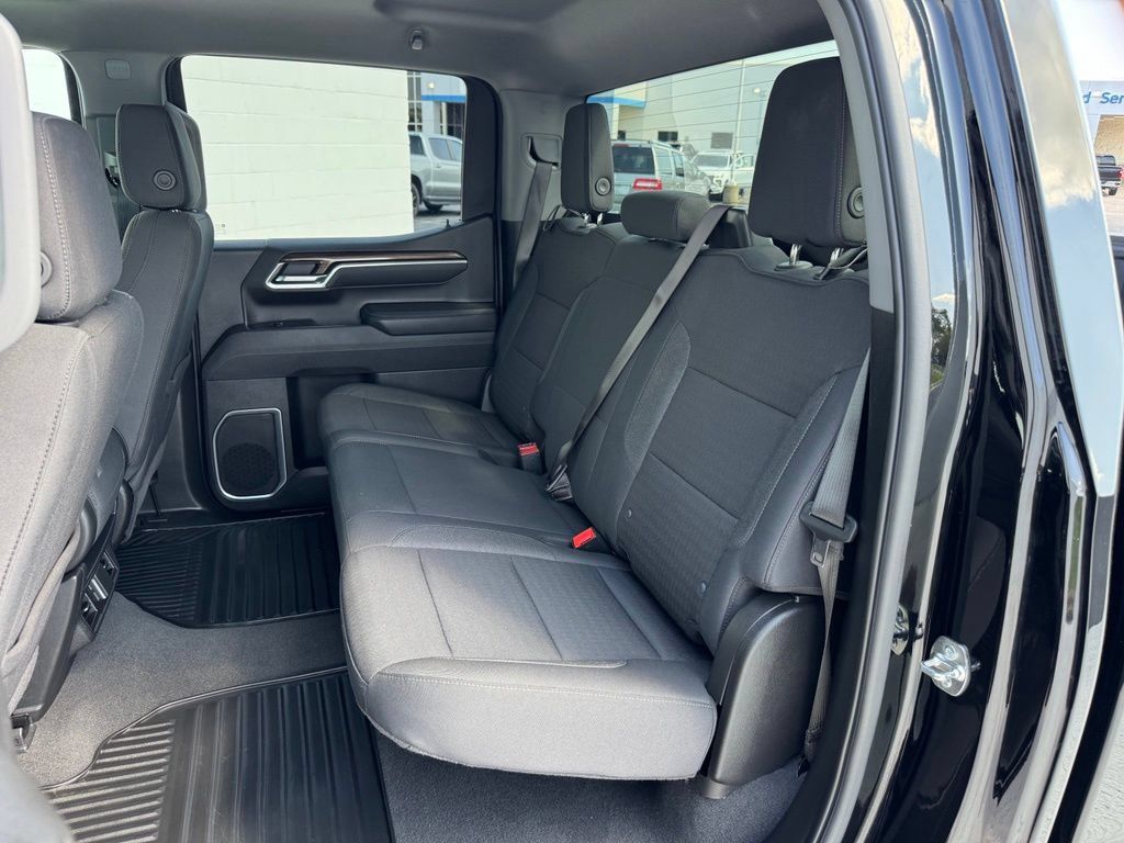 Used 2026 Chevrolet Silverado 1500 LT RWD image 19