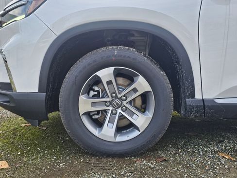 New 2025 Honda Pilot EX-L image 9