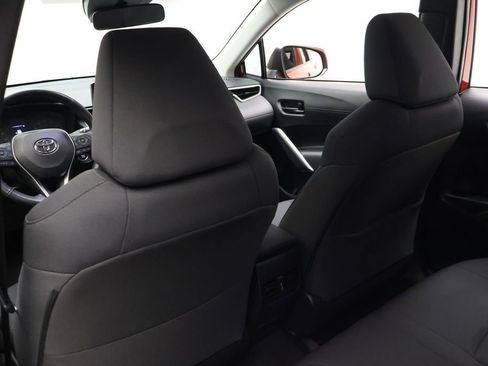 Used 2023 Toyota Corolla Cross LE image 20