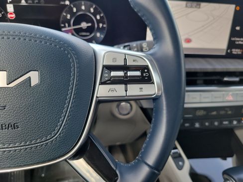 Used 2023 Kia Telluride SX FWD image 23