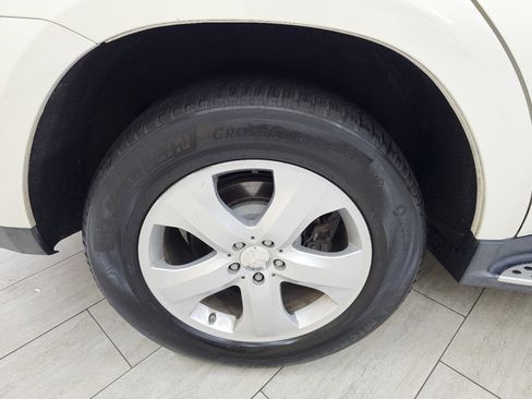 Used 2011 Mercedes-Benz GL 450 4MATIC image 41