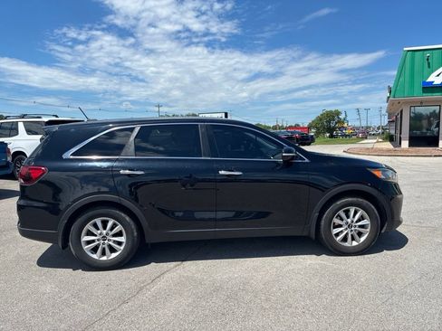 Used 2019 Kia Sorento L FWD image 7