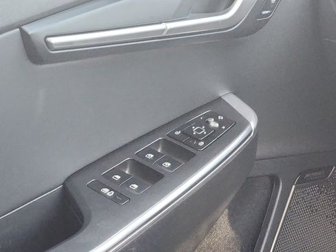 Used 2023 Kia EV6 Wind image 12