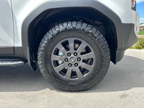 Used 2027 Toyota Land Cruiser AWD/4WD image 27