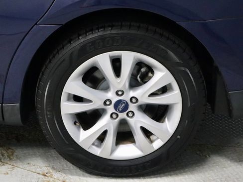 Used 2011 Ford Taurus SEL w/ 201A Rapid Spec Order Code image 19