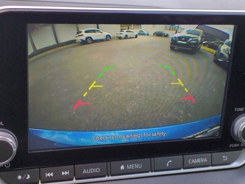 Used 2022 Nissan Sentra SR w/ Electronics Package image 19