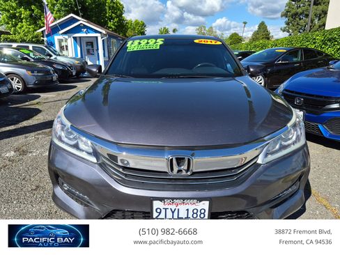 Used 2017 Honda Accord Sport image 2