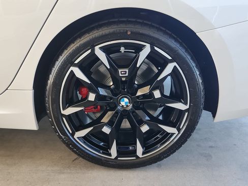 New 2026 BMW 330i Sedan w/ M Sport Package RWD image 10