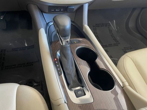 Used 2024 Chevrolet Malibu LT image 42