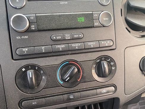 Used 2009 Ford F450 XL image 19