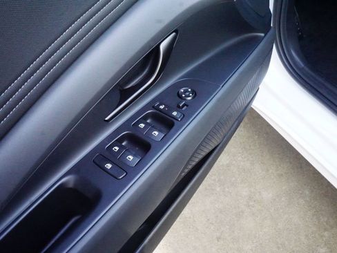 New 2026 Hyundai Elantra Sport image 17