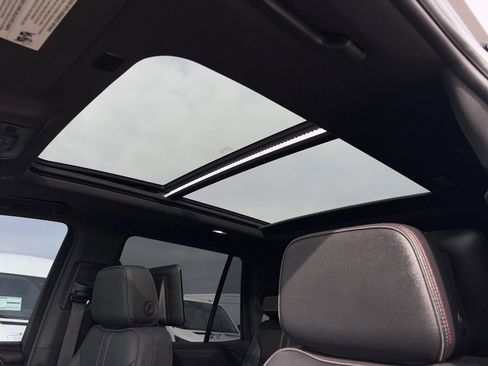 Used 2024 Chevrolet Tahoe RST w/ Sport Performance Package image 28