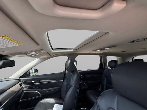 Used 2021 Kia Telluride EX w/ Towing Package AWD/4WD image 12