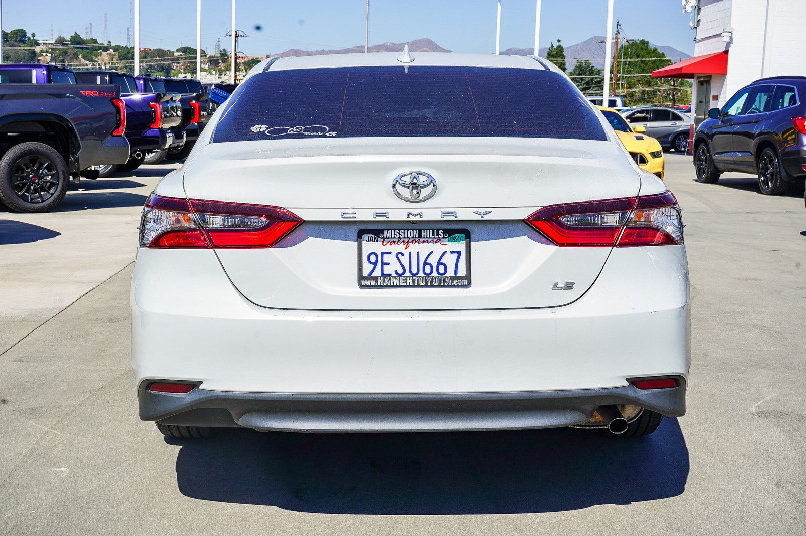 Used 2023 Toyota Camry LE FWD image 6
