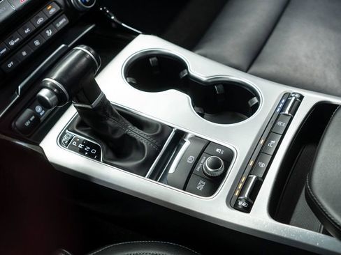 Used 2021 Kia Stinger GT1 image 17