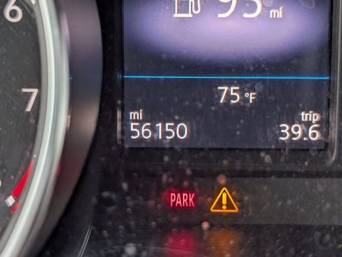 Used 2020 Volkswagen Tiguan S FWD image 17