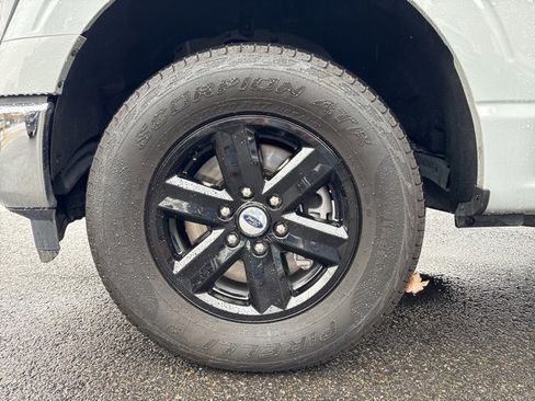 Used 2023 Ford F150 XLT image 10