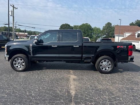 Used 2024 Ford F250 Lariat w/ Lariat Ultimate Package AWD/4WD image 4