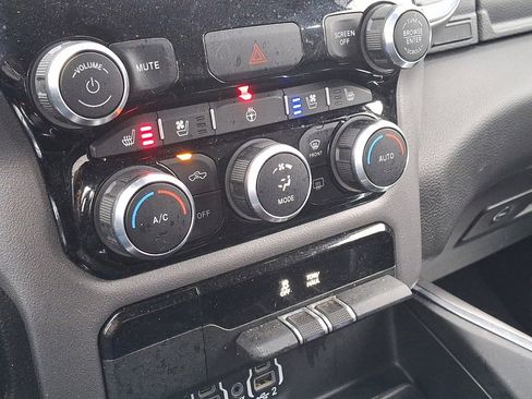 Certified 2024 RAM 1500 Laramie image 29