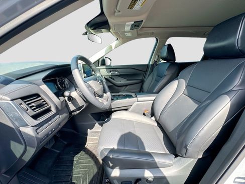 Used 2026 Nissan Rogue Dark Armor FWD image 21