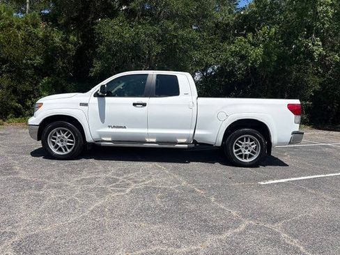 Used 2010 Toyota Tundra 2WD Double Cab w/ Tow Pkg image 9