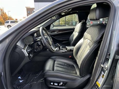 Used 2020 BMW 530i xDrive w/ Executive Package image 13
