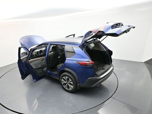 Used 2021 Nissan Rogue SV image 38