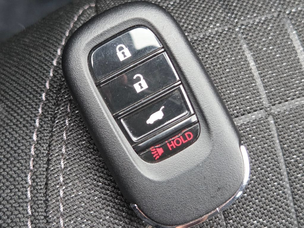 Certified 2023 Honda HR-V LX image 35