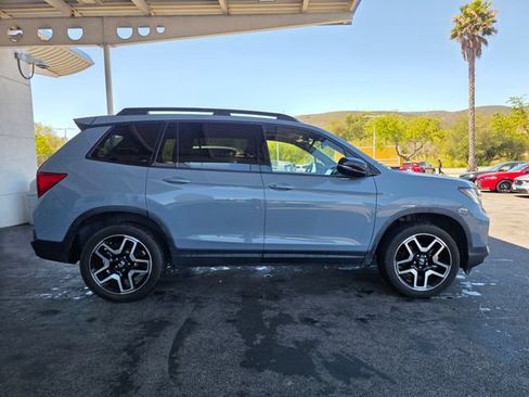 Used 2023 Honda Passport Elite image 6