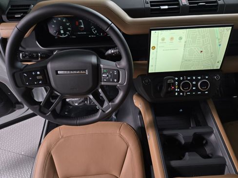 New 2026 Land Rover Defender 130 X-Dynamic SE AWD/4WD image 14