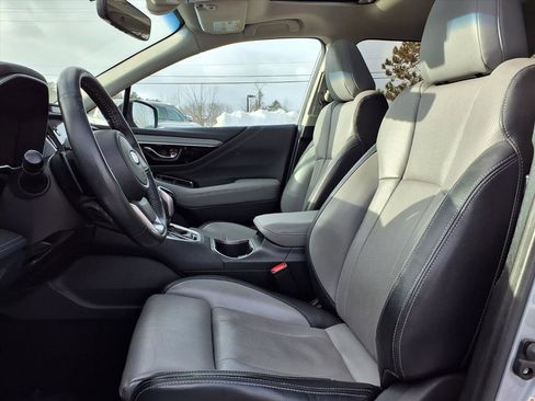 Used 2020 Subaru Outback Limited image 6