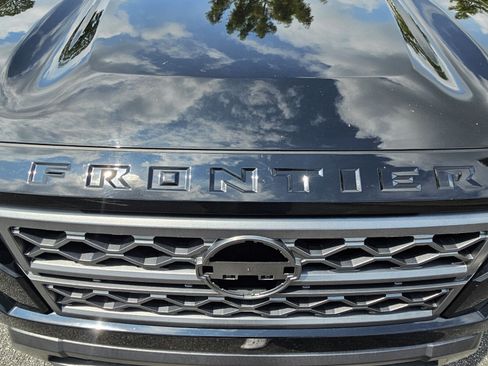 Used 2022 Nissan Frontier SV RWD image 31