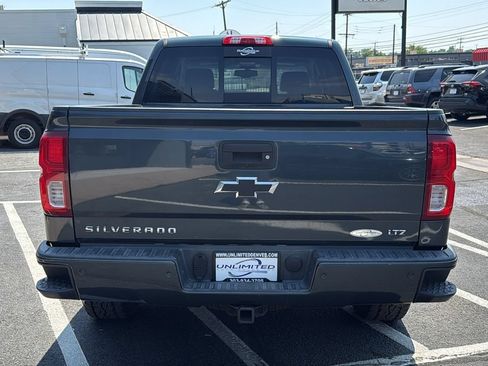 Used 2017 Chevrolet Silverado 1500 LTZ Z71 w/ LTZ Plus Package AWD/4WD image 4