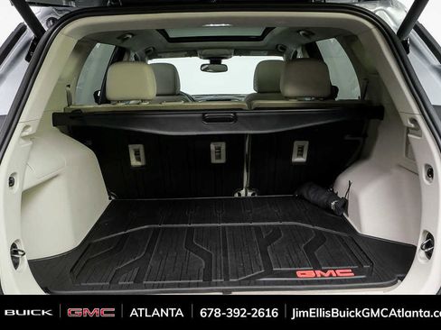 Used 2024 GMC Terrain Denali w/ Denali Premium Package AWD/4WD image 31