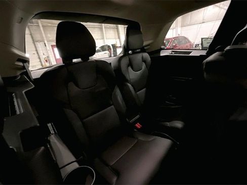 Certified 2023 Volvo XC90 B5 Core w/ Protection Package Premier image 28