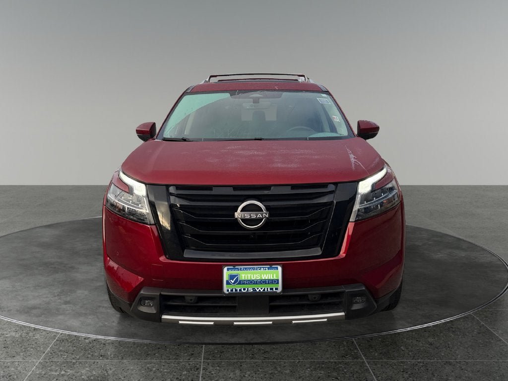 Used 2023 Nissan Pathfinder SL w/ SL Premium Package AWD/4WD image 2