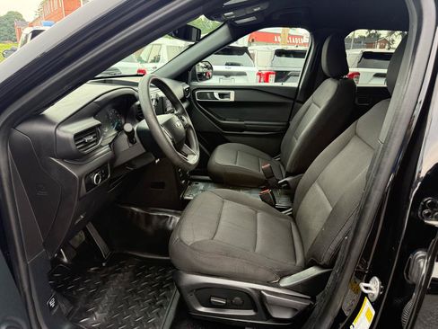 Used 2023 Ford Explorer 4WD Police Interceptor image 16