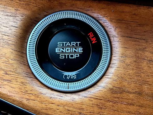 Used 2022 Jeep Grand Cherokee Summit image 35